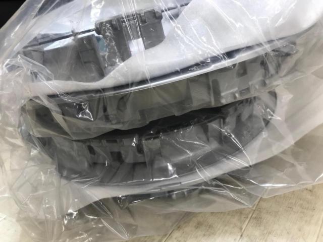 トヨタ 200系ハイエース 純正15インチホイールキャップ | 未使用 