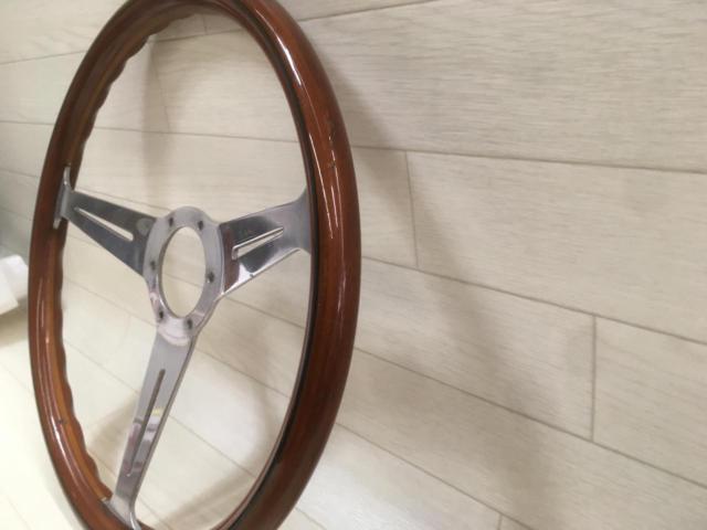 NARDI
Classic wood steering wheel
(36.5Φ