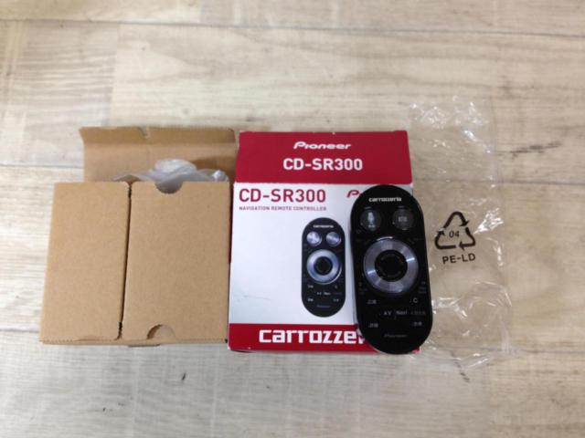 carrozzeria
CD-SR300
Steering corresponding remote control