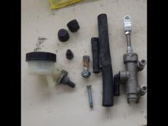 [Translation] manufacturer unknown
Master cylinder