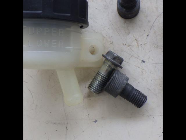[Translation] manufacturer unknown
Master cylinder