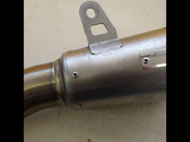 AKRAPOVIC
Slip-on
Line
GP style stainless steel