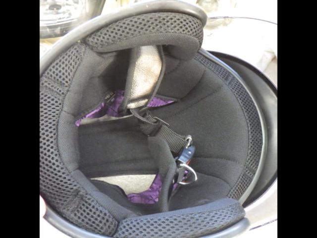 Rider's jacket / Size: 57-59cm OGK
Jet helmet
RADIC
N