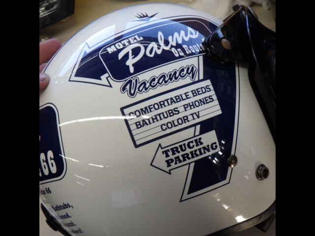 Rider's jacket / Size: 57-59cm OGK
Jet helmet
BOB-K