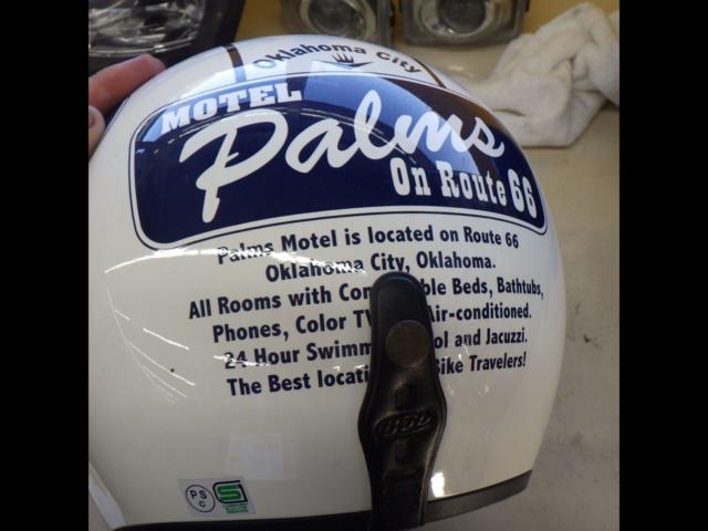 Rider's jacket / Size: 57-59cm OGK
Jet helmet
BOB-K