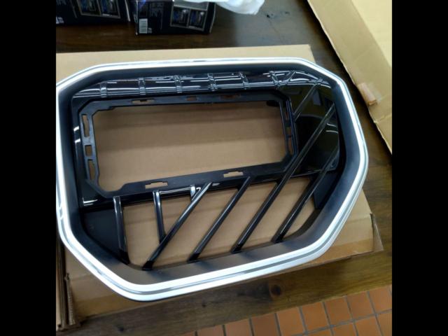 BMW
X3
G45
Genuine
Kidney grill