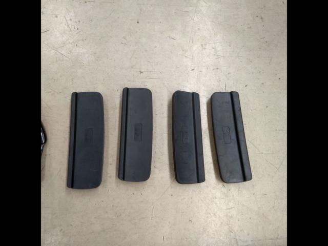 INNO/RV-INNO base carrier and vehicle-specific mounting kit
Fit for