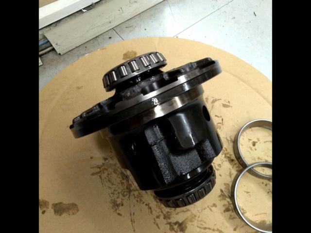 Nissan
S15
Sylvia
SR20DET
SPEC-R
V package
Genuine helical differential (helical LSD)