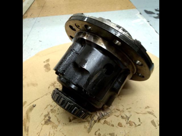 Nissan
S15
Sylvia
SR20DET
SPEC-R
V package
Genuine helical differential (helical LSD)