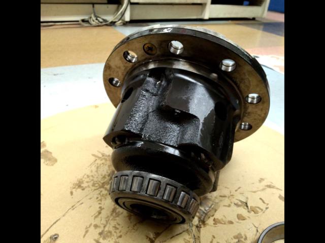 Nissan
S15
Sylvia
SR20DET
SPEC-R
V package
Genuine helical differential (helical LSD)