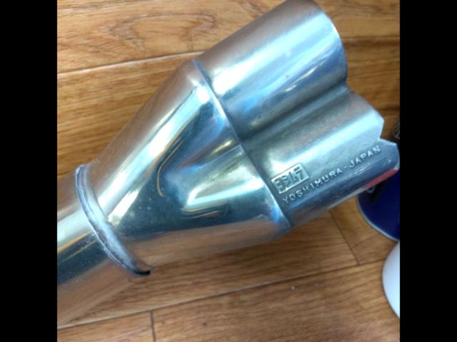 YOSHIMURA (Yoshimura)
Titanium cyclone muffler
ZRX400/ZRX2
JASMA: 00125251
■
ZRX
400 (ZR400E
BC-ZR400E)