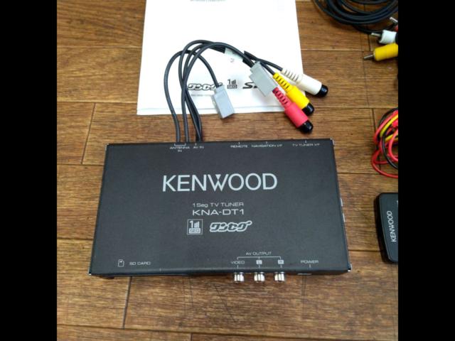 KENWOOD KNA-DT1
One Seg tuner