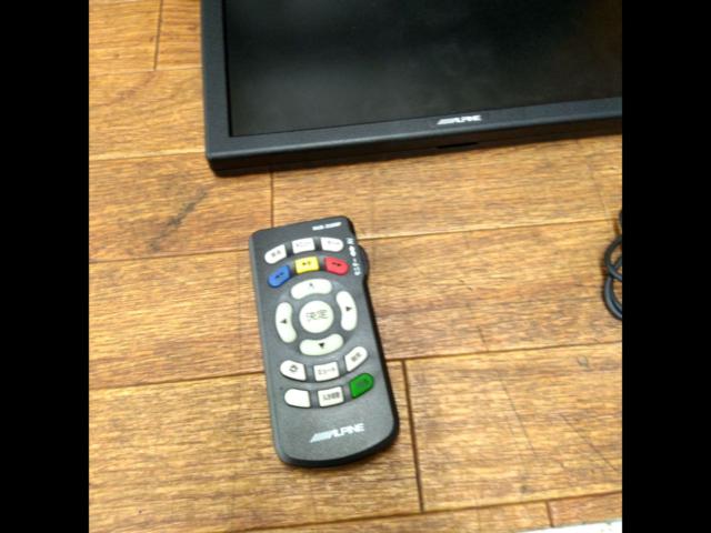 ALPINE
RSA 10 S - L
10.1 inch flip down monitor