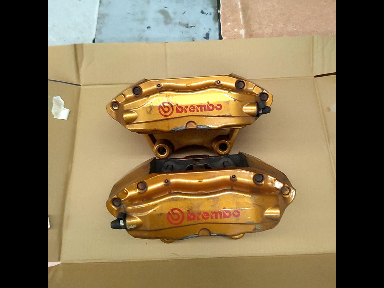 日産純正】brembo ブレンボ フロントブレーキキャリパー【スカイライン 