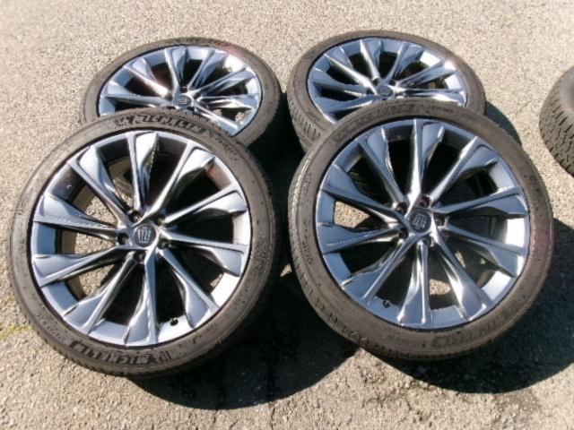 TOYOTA(トヨタ) クラウンクロスオーバー 純正 + MICHELIN(ミシュラン 