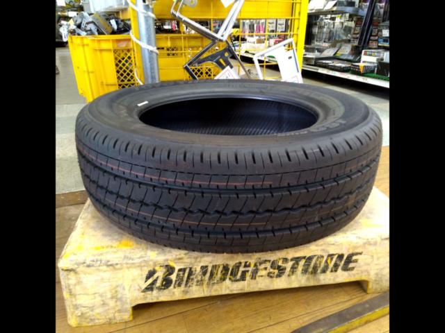 1本セット TOYO TIRES J60 plus 185/65R15 88S タクシー用 | 新古品 