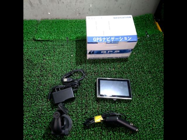 Unknown manufacturer, 4.3 inches
Portable navigation