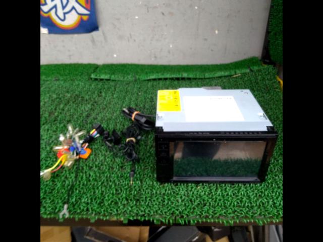 KENWOOD DDX4190BT (with minor defects)
6.2 inches monitor
CD/USB/iPod/Bluetooth Audio + Hands-free/MP3/WMA