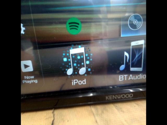 KENWOOD DDX4190BT (with minor defects)
6.2 inches monitor
CD/USB/iPod/Bluetooth Audio + Hands-free/MP3/WMA