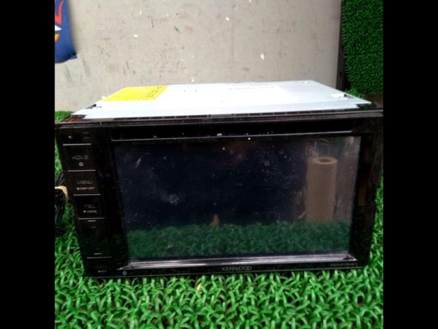 KENWOOD DDX4190BT (with minor defects)
6.2 inches monitor
CD/USB/iPod/Bluetooth Audio + Hands-free/MP3/WMA