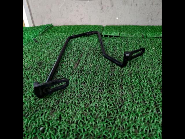 Unknown Manufacturer
Saddlebag stay (support)
One side only