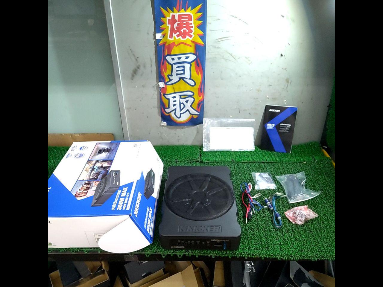 KICKER46HS10
Hideaway
Compact powered subwoofer
10 inches