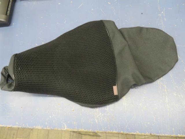 Unknown Manufacturer
Mesh
Seat Cover
MT-09