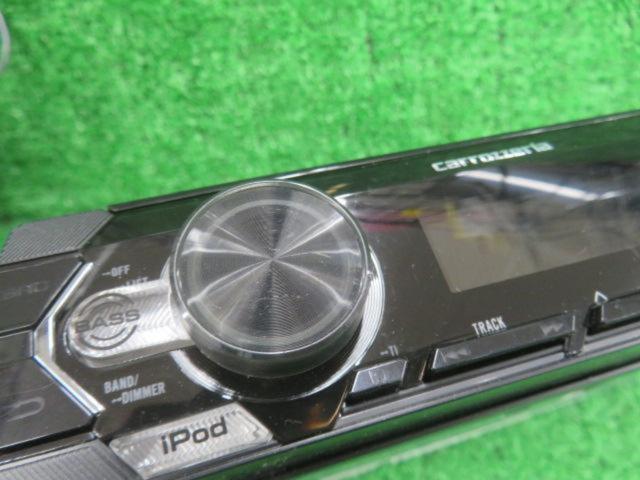 carrozzeria
MVH-3600
USB / tuner main unit