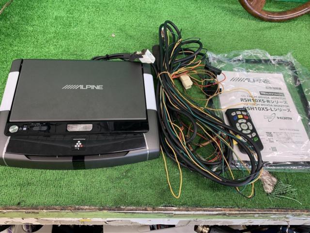 ALPINEPSH10-R-B
Flip down monitor