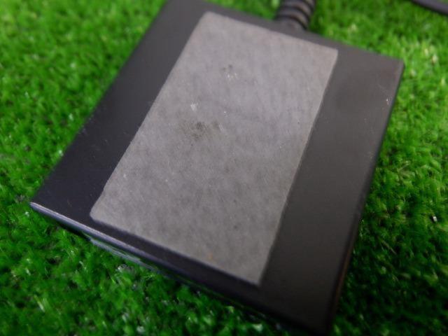 Data
System
Rear camera connection adapter
RCA013H