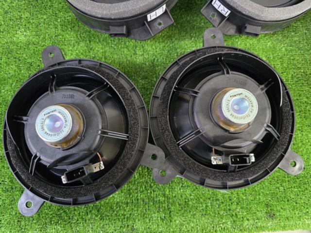 SUBARU genuine
Speaker