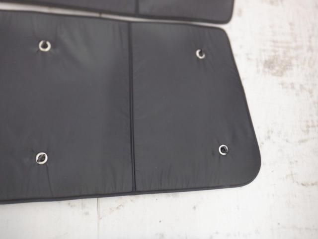 Sun visor from an unknown manufacturer