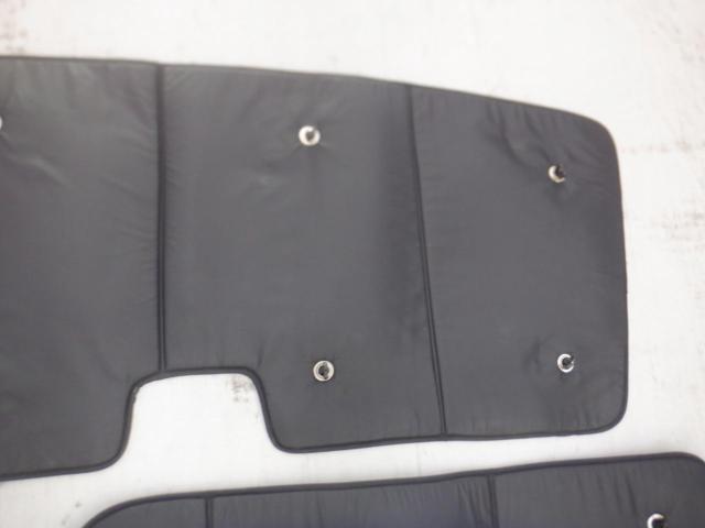 Sun visor from an unknown manufacturer