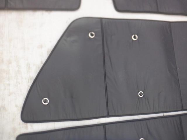 Sun visor from an unknown manufacturer