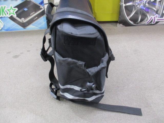 KEMIMOTO
Water-repellent nylon side bag