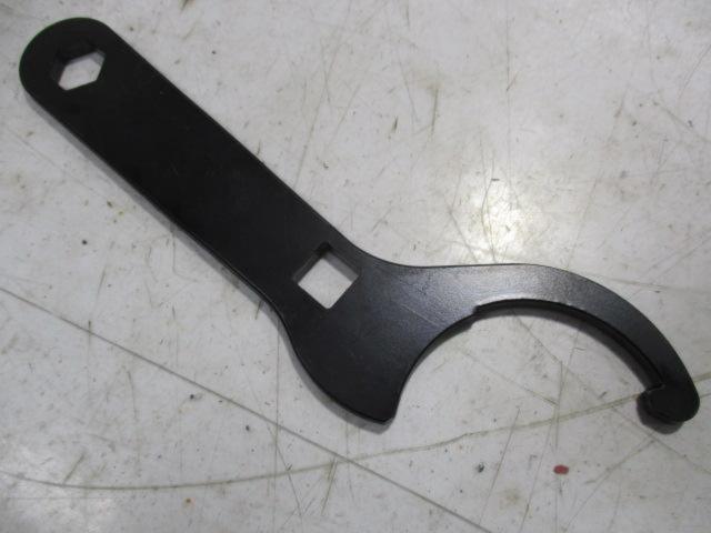 Mekkemon BLITZ
Car hight wrench