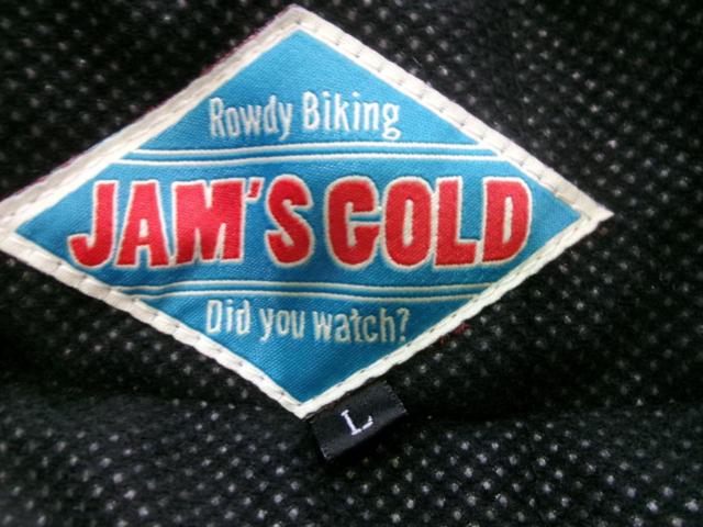 JAM'S
GOLD
NATURING
Winter jacket