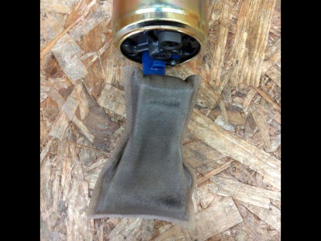 Nissan
Skyline GT-R / BNR32
Genuine fuel pump