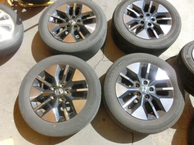 Honda genuine
RP8 Stepwgn Spada
Original wheel