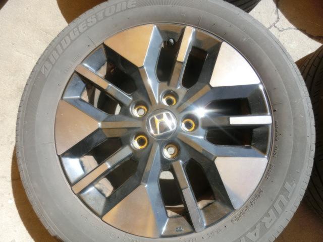 Honda genuine
RP8 Stepwgn Spada
Original wheel