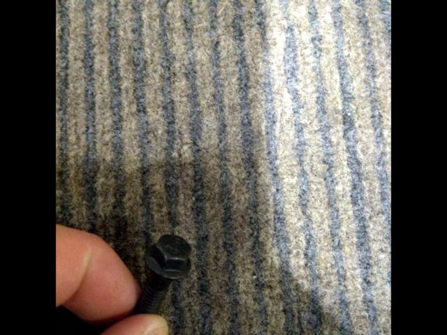 Brembo handlebar clamp
No mirror holder
Positive screw