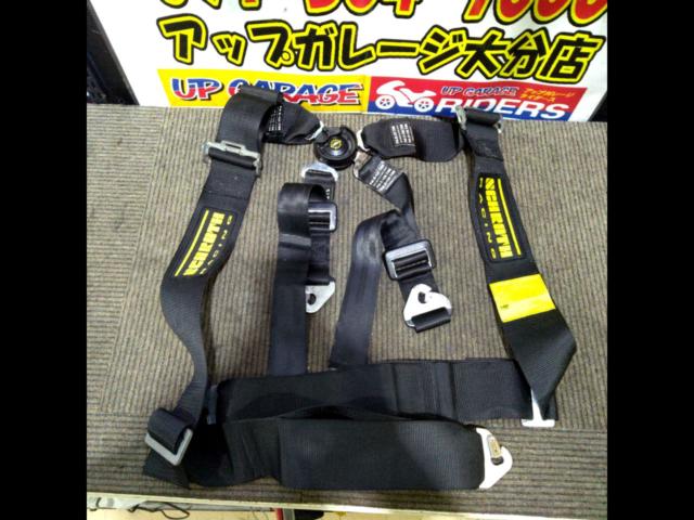 SCHROTH
4-point seat belt
Turnbuckle