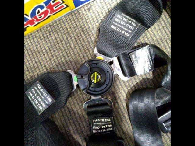 SCHROTH
4-point seat belt
Turnbuckle