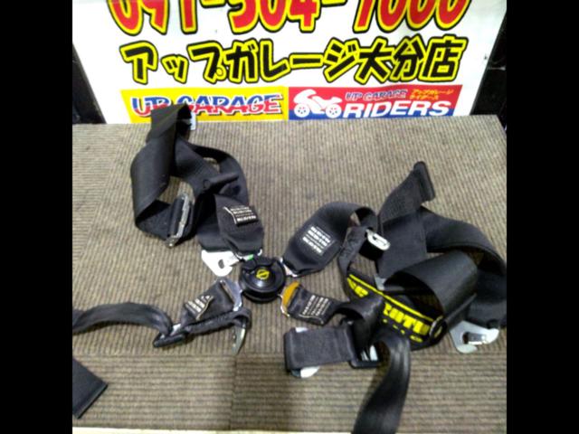 SCHROTH
4-point seat belt
Turnbuckle