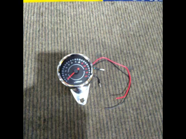 Unknown Manufacturer
Universal tachometer