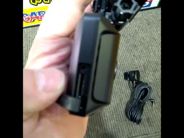 COMTEC (Comtech)
ZDR035/Front and Rear Dashcam