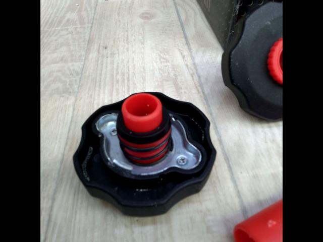 Astro Products
Coolant Charger Kit
CF203