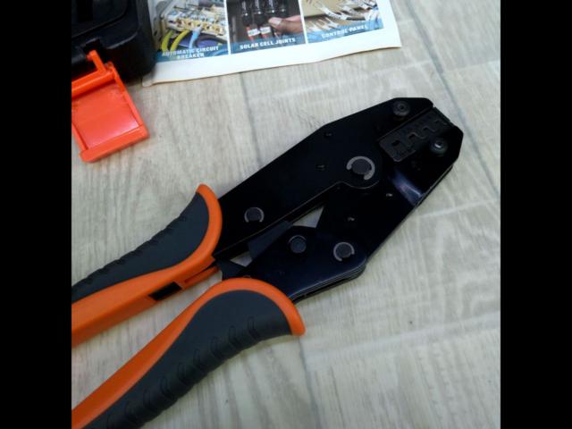 IWISS
S101
Die-replaceable
Quick Dice
Multi-crimping tool set