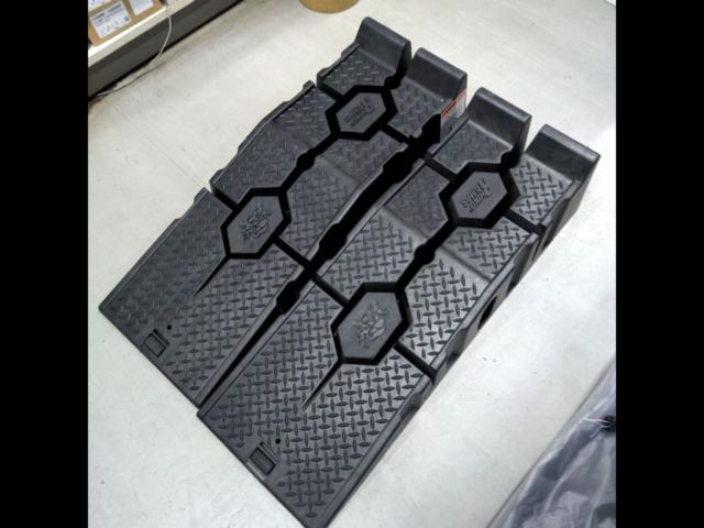 HINO
RAMPS
Car slope