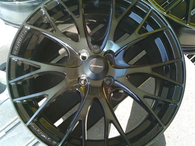 RX2604-082 weds (WedsSport)
SPORT
SA-20R
This product includes only the four wheels.